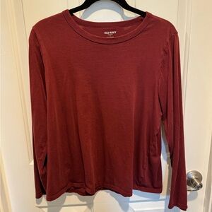 Old Navy Everywear Long-Sleeve Crewneck Top - Burgundy Size L
